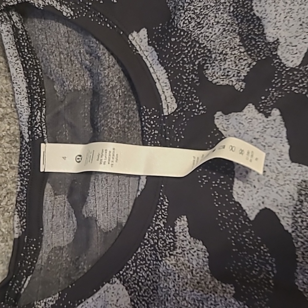 Lululemon Camo Cates Training Tee - Picture 3 of 7